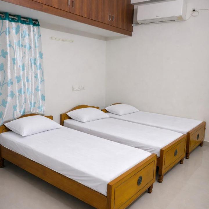Photo of Bedroom in Thoraipakkam