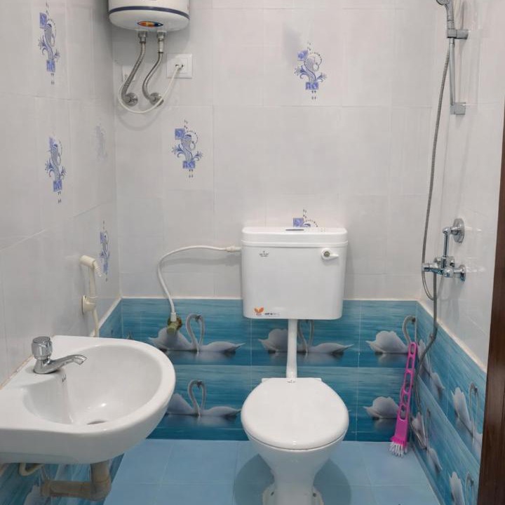 Photo of Bathroom in Thoraipakkam