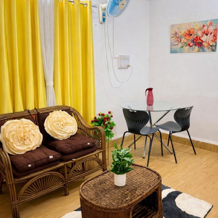 Photo of Livingroom in Model Colony