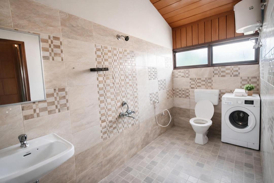 Photo of Bathroom in Vattakanal