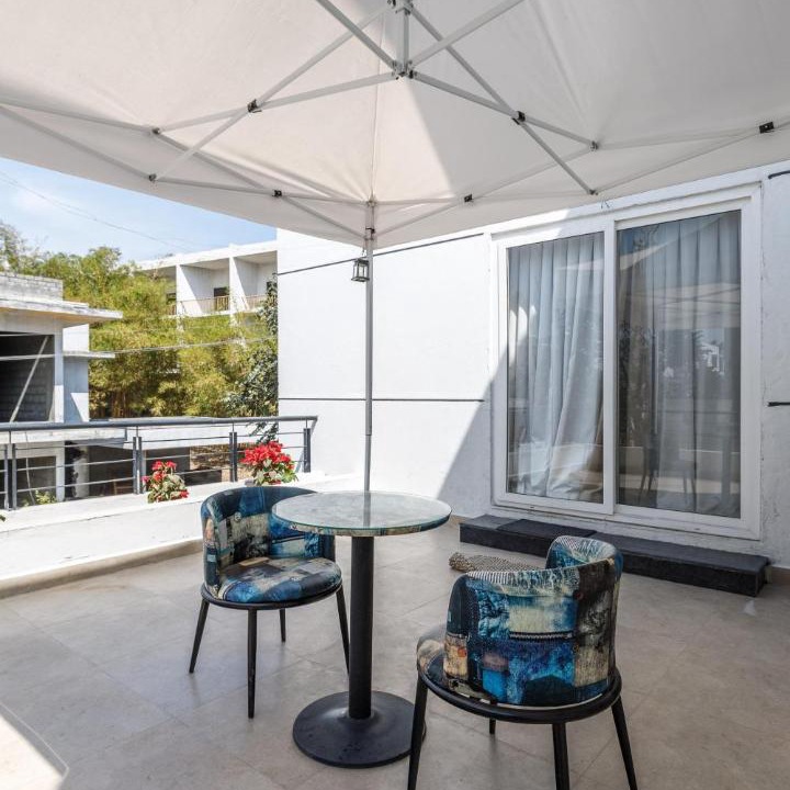 Photo of Patio Balcony in Denkanikota