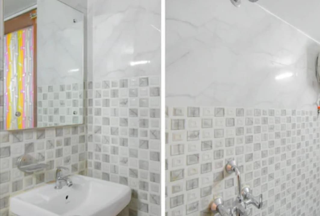 Photo of Bathroom in Dharmatala