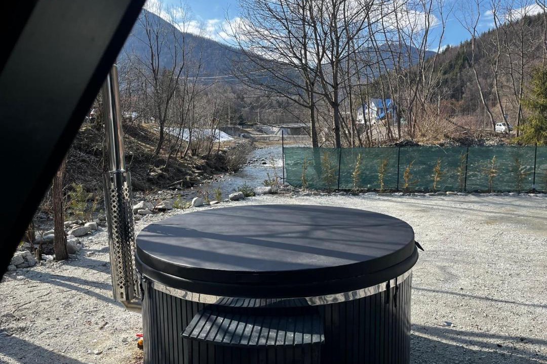 Photo of Outdoor in Uricani