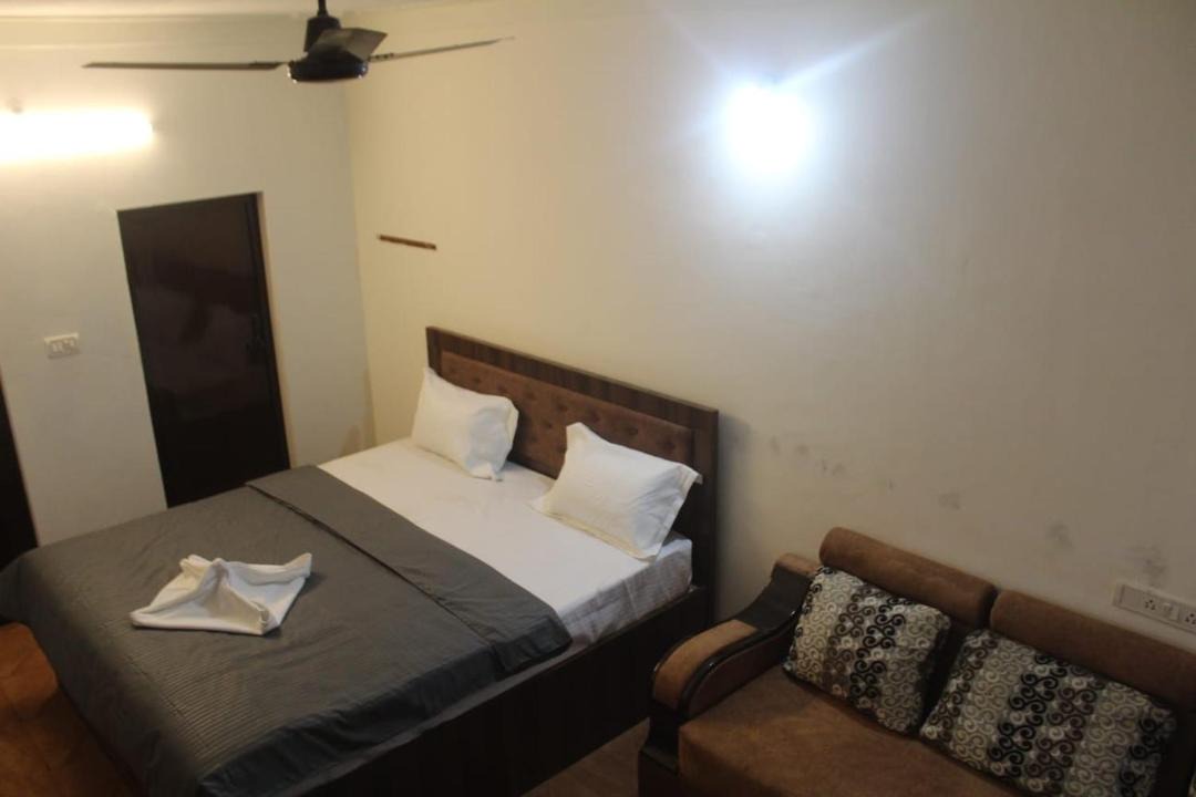 Photo of Bedroom in Yelagiri