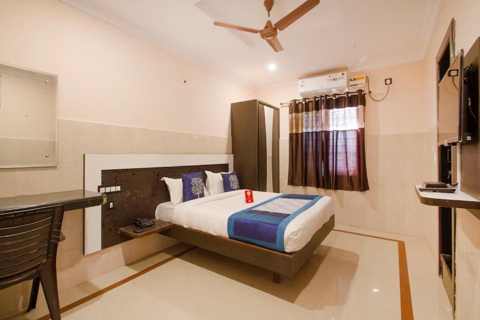 Photo of Bedroom in Kukatpally Housing Board Colony