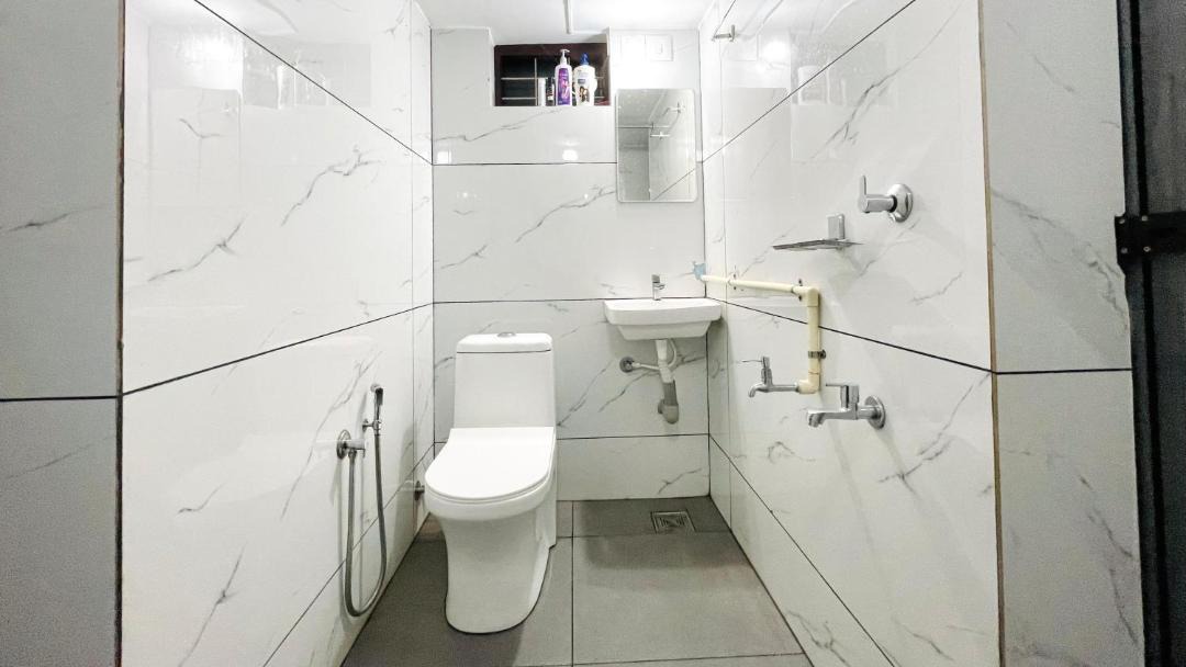 Photo of Bathroom in Irinjalakuda