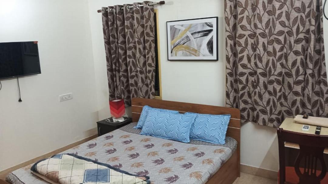 Photo of Bedroom in Mylapore Tiruvallikk