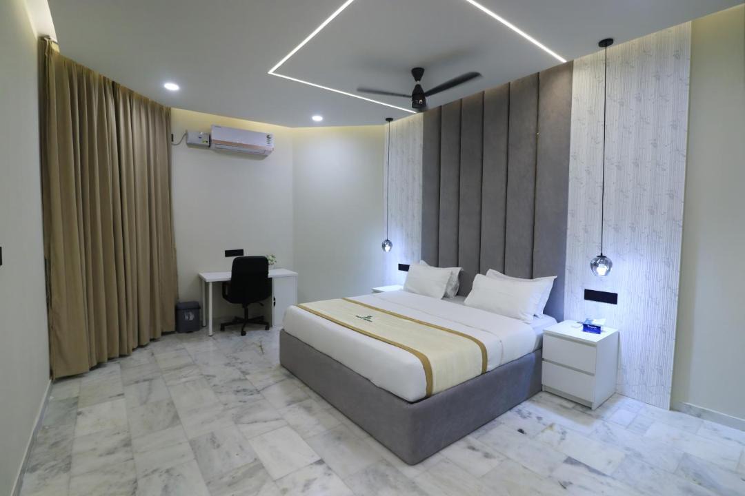 Photo of Bedroom in Adyar