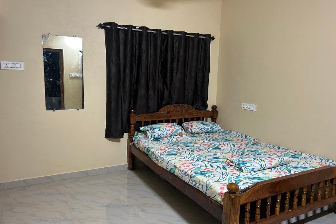 Photo of Bedroom in Hireguthi