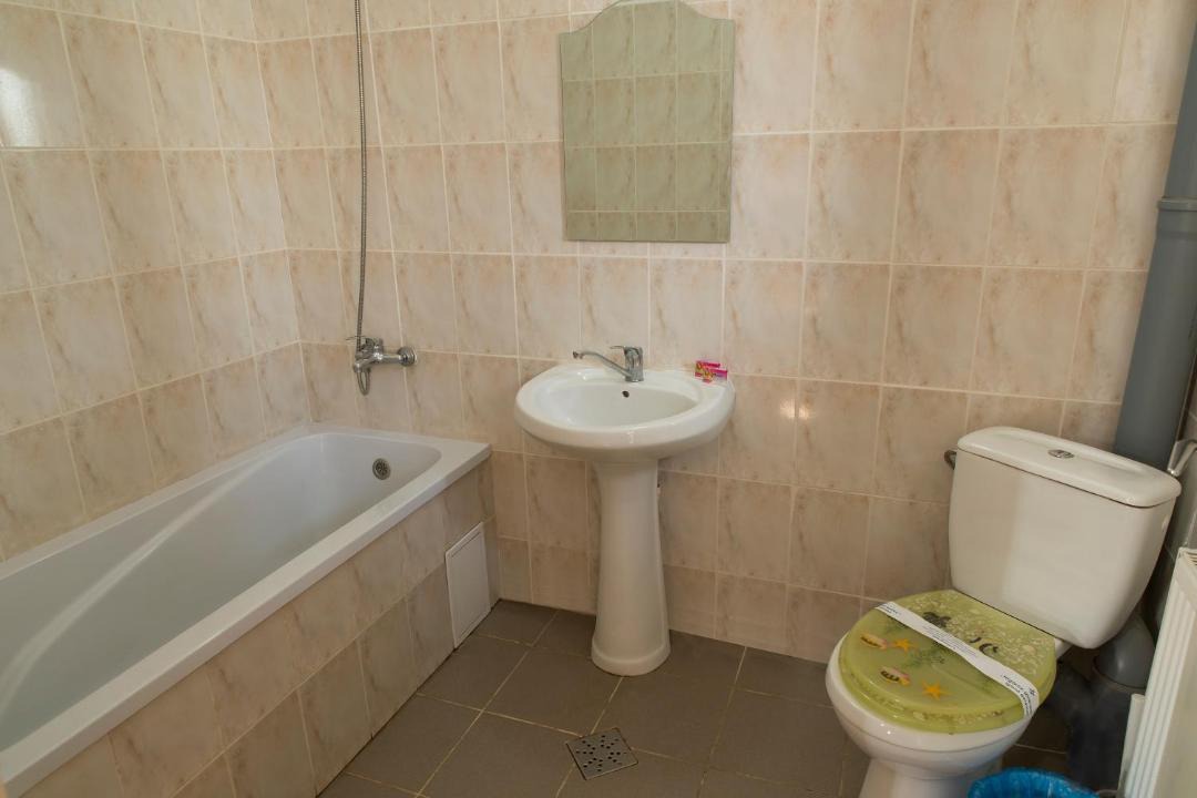 Photo of Bathroom in Onesti