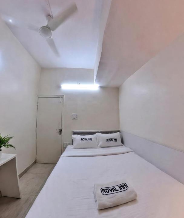 Photo of Bedroom in Shivaji Nagar