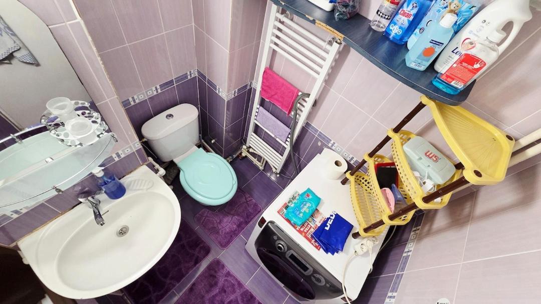 Photo of Bathroom in Vulcan