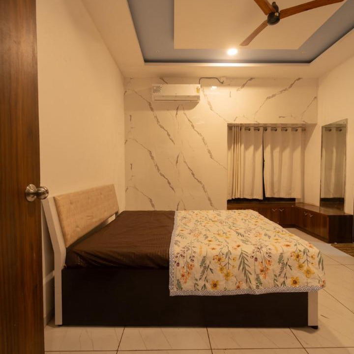 Photo of Bedroom in Kolhapur