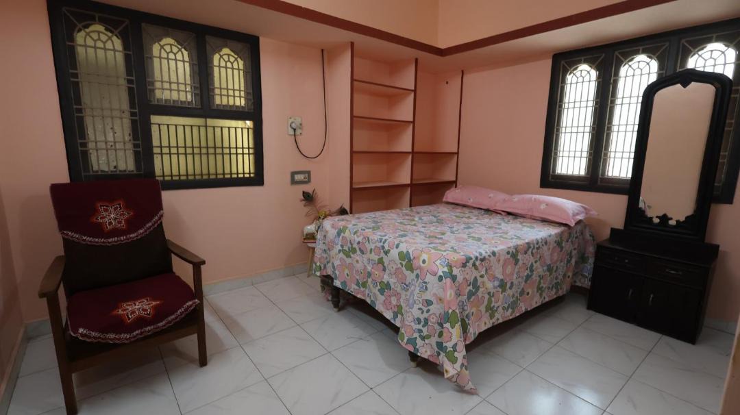 Photo of Bedroom in Srikalahasti
