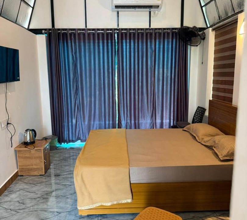 Photo of Bedroom in Athirapally
