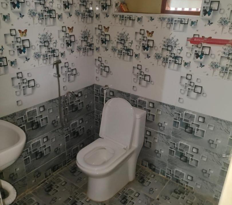 Photo of Bathroom in Courtallam