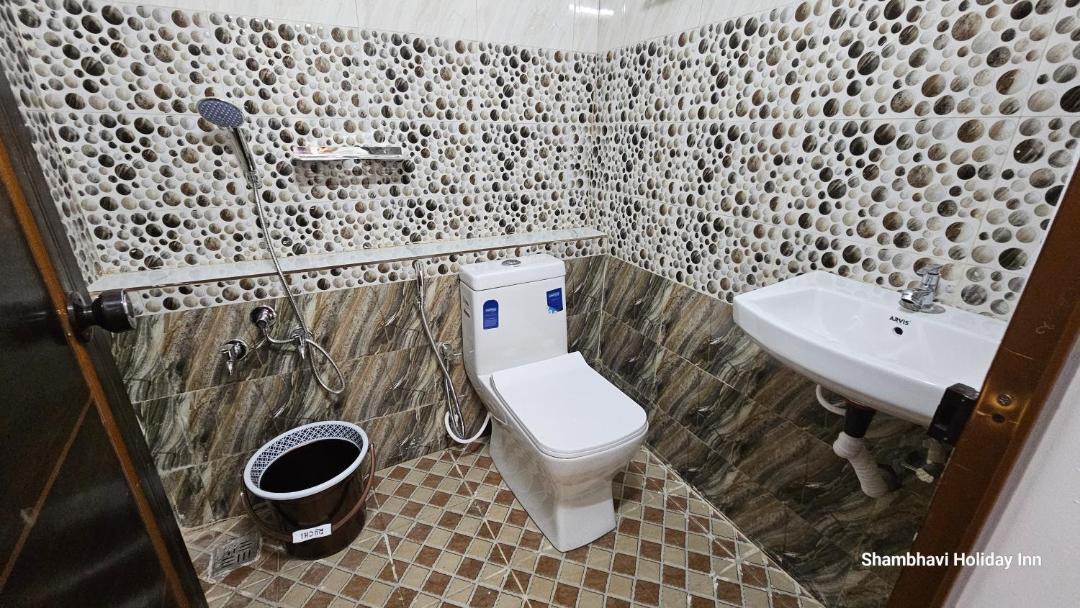 Photo of Bathroom in Elappara