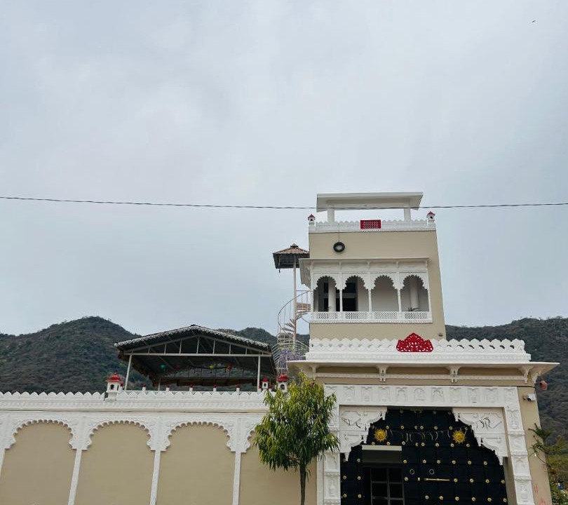 Photo of Others in Bedla