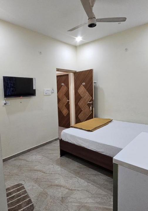 Photo of Bedroom in Sholinghur