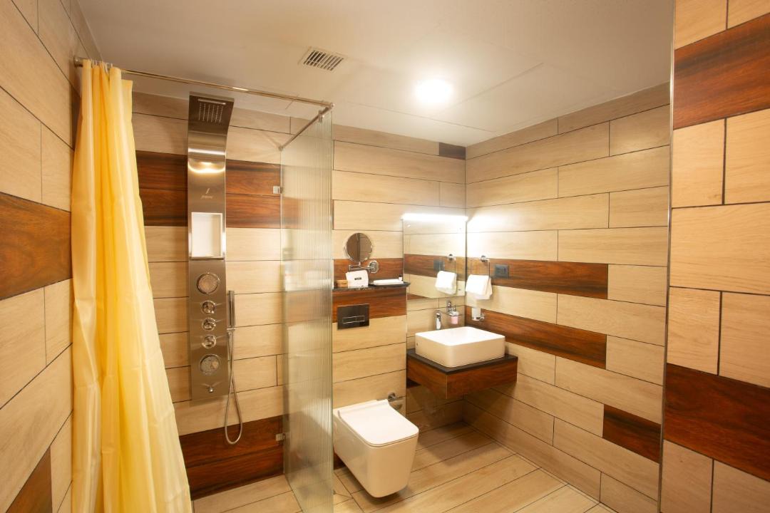 Photo of Others in Udumbanchola