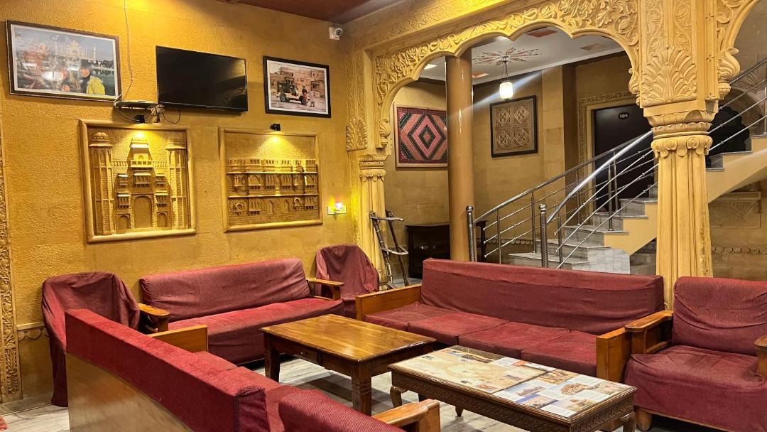 Photo of Others in Amar Sagar Pol