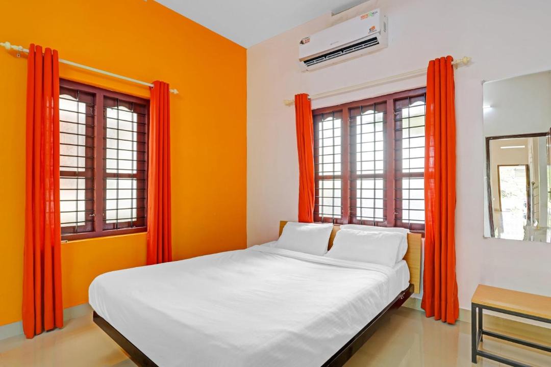 Photo of Bedroom in Thiruvananthapuram