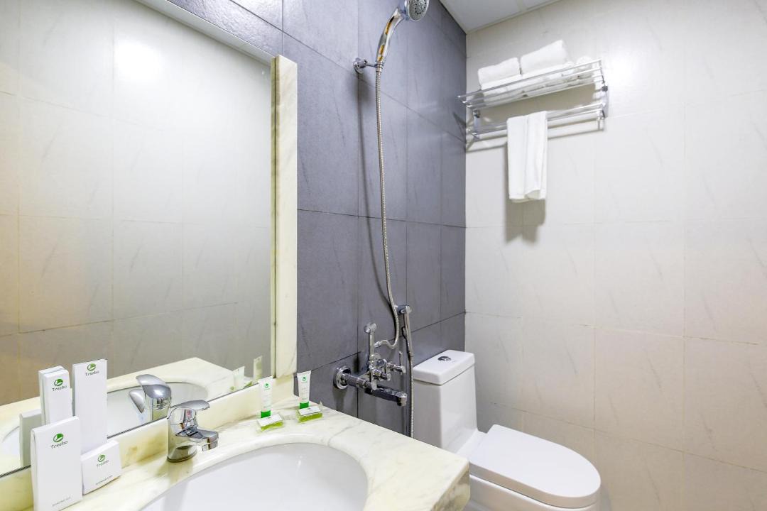 Photo of Bathroom in Kumarapuram