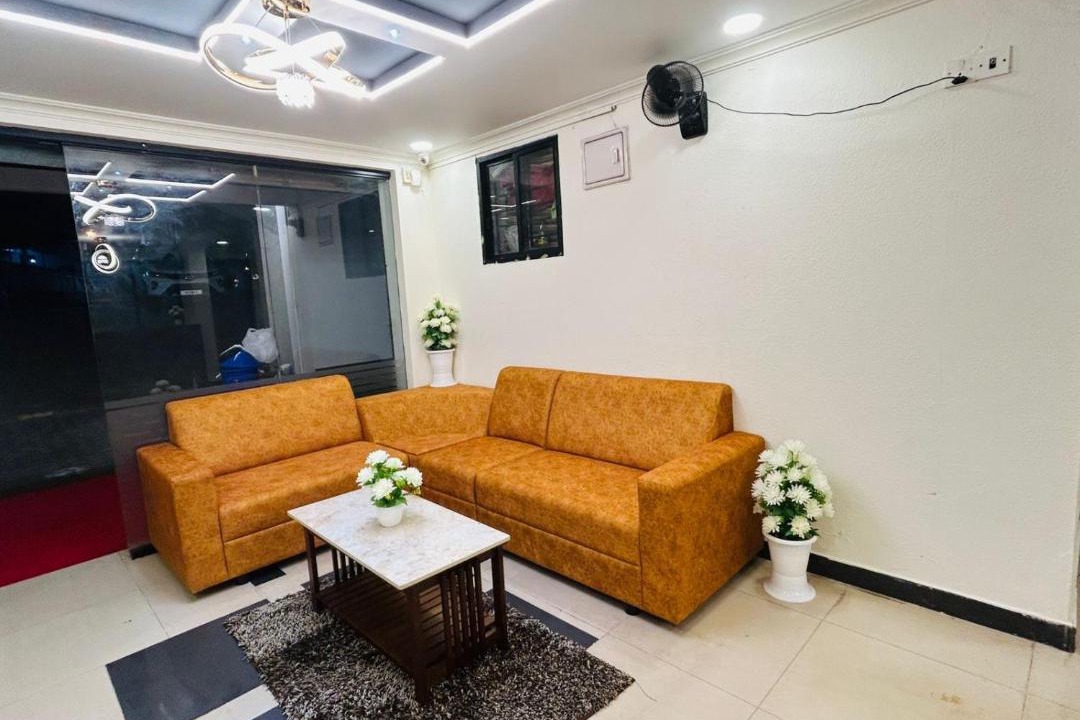 Photo of Livingroom in Adyar