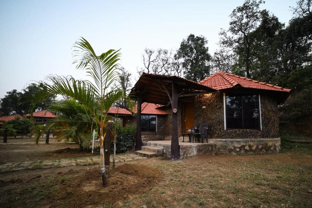 Photo of Others in Timbholi