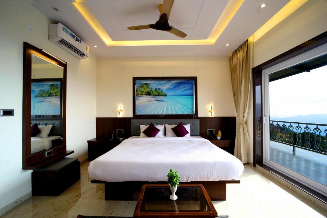 Photo of Bedroom in Mahabaleshwar