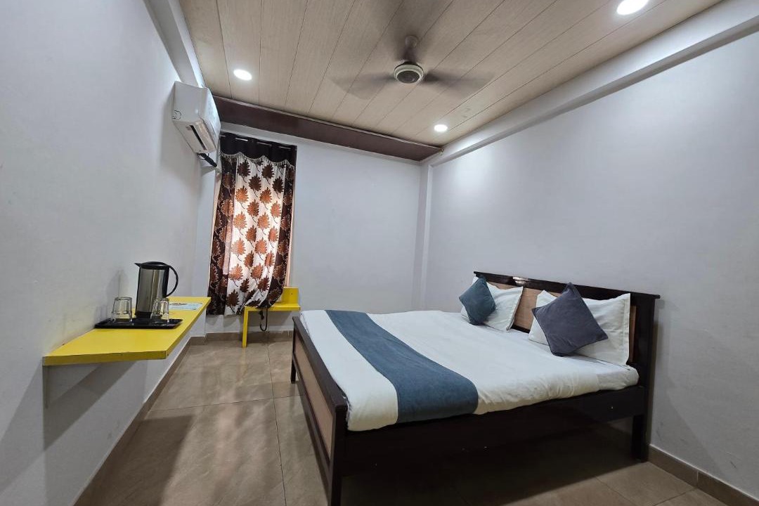 Photo of Bedroom in Mount Abu