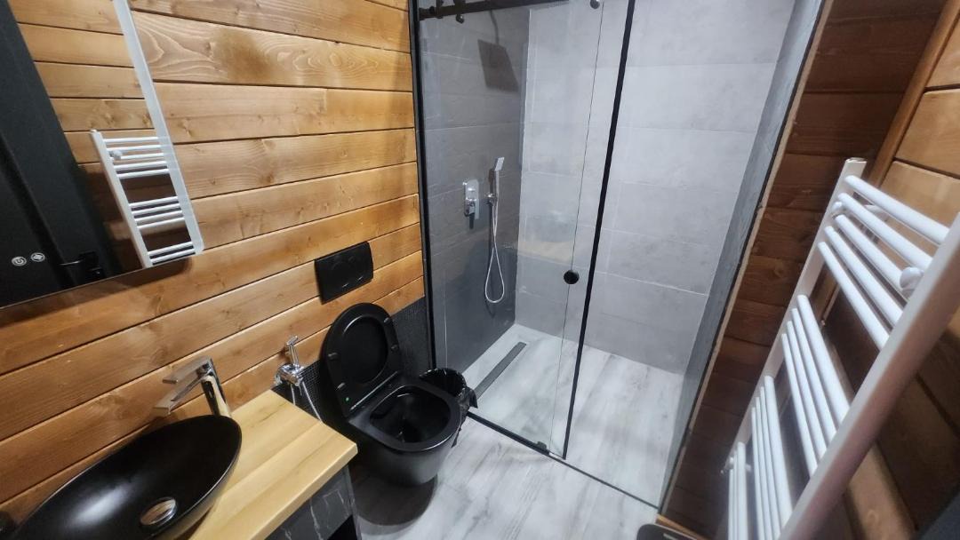 Photo of Bathroom in Paraul Rece