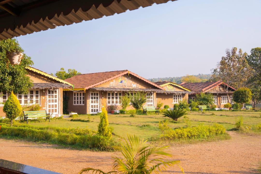 Photo of Others in Pachmarhi