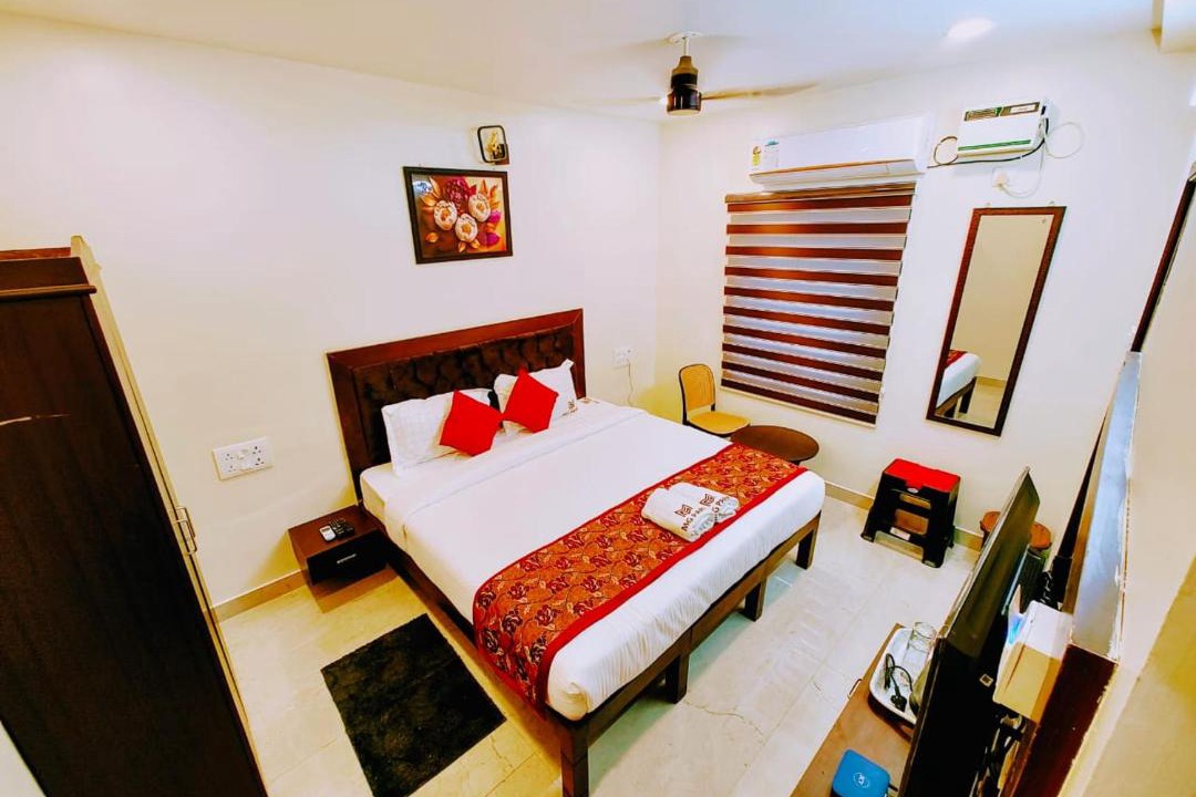 Photo of Bedroom in Mylapore Tiruvallikk