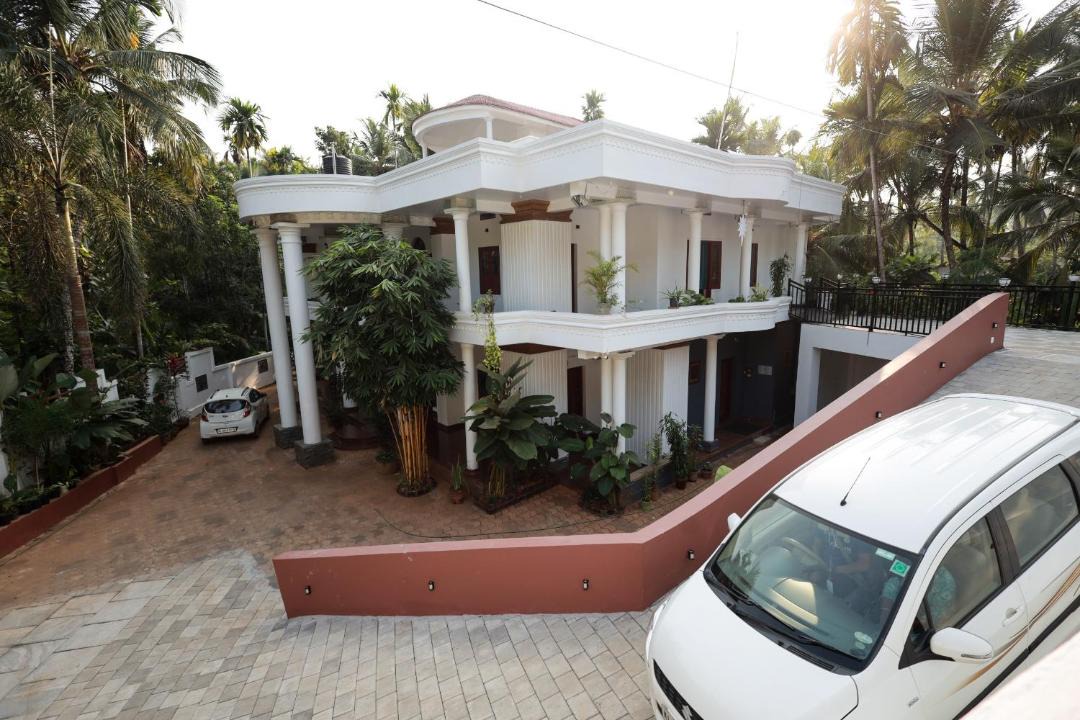 Photo of Others in Thalassery