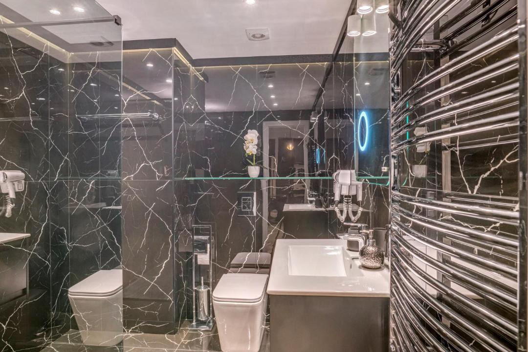 Photo of Bathroom in Baneasa