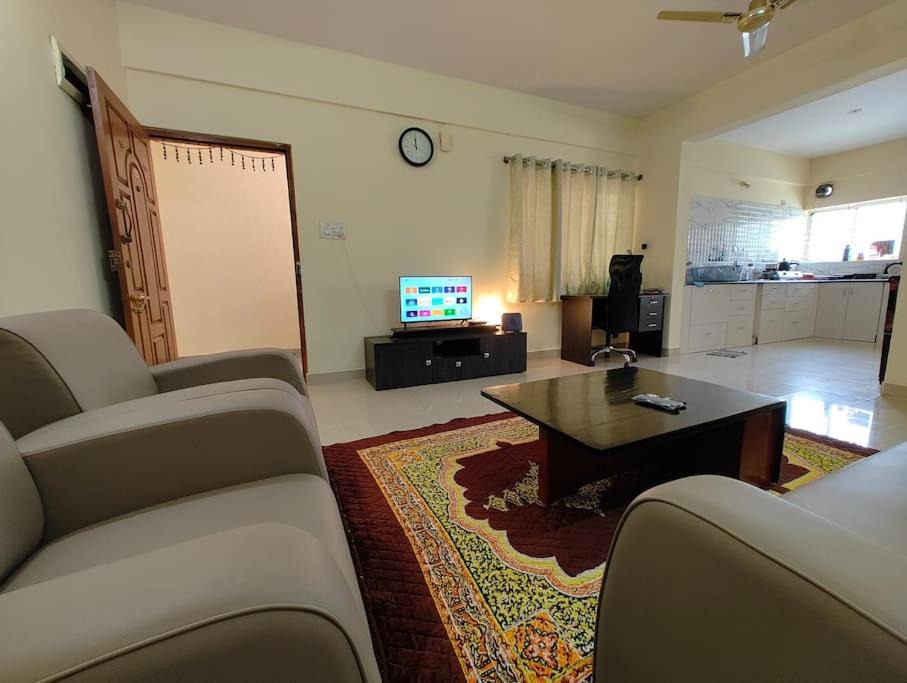Photo of Livingroom in Palm Meadows