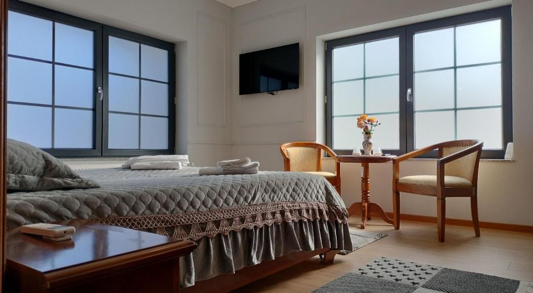 Photo of Bedroom in Seini
