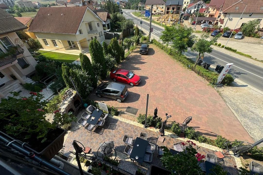Photo of Others in Sinmartin