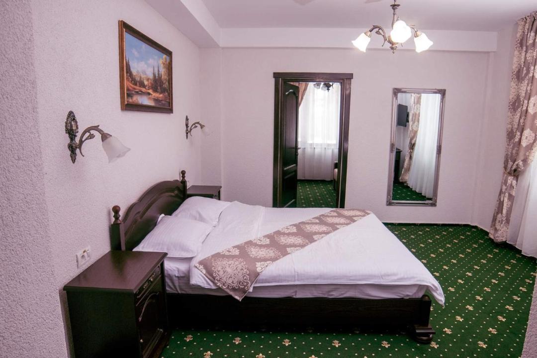 Photo of Others in Obarsia Lotrului