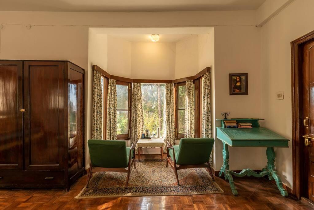 Photo of Livingroom in The Mall Road