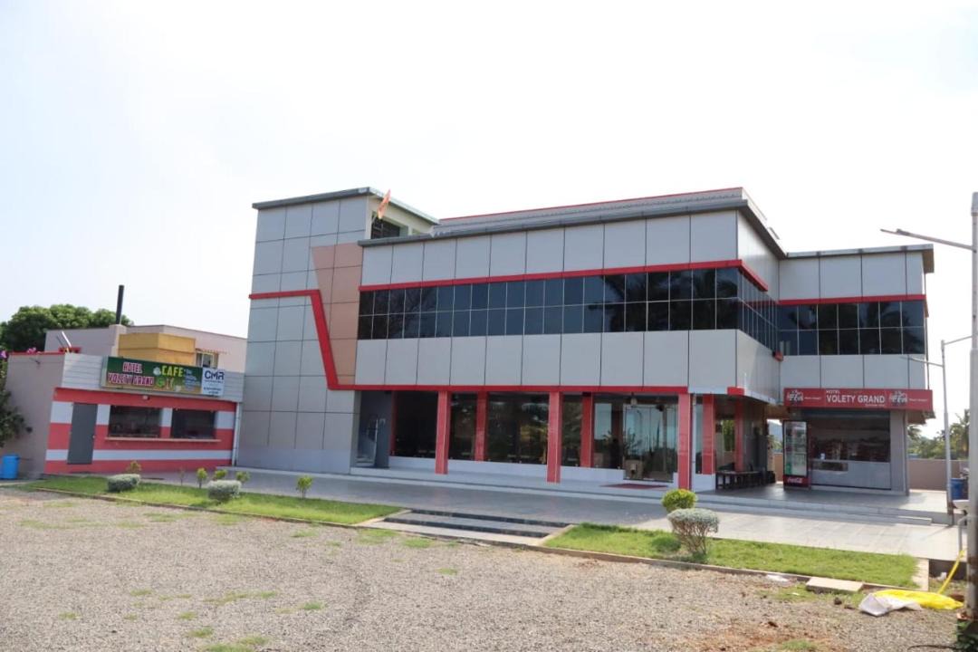 Photo of Buildings in Prathipadu