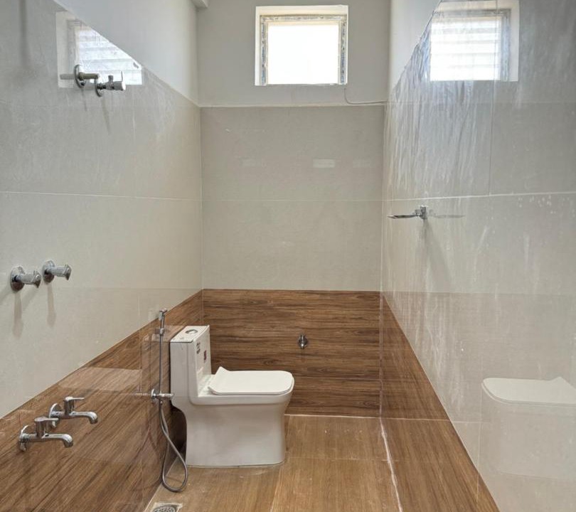 Photo of Bathroom in Paiyanur