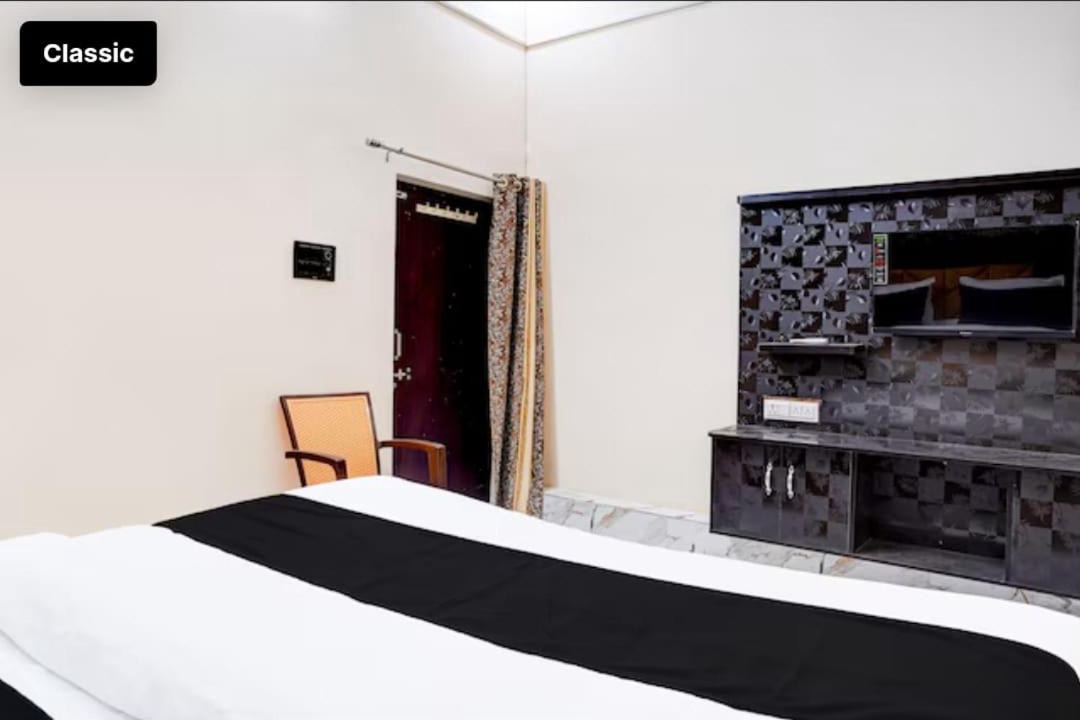 Photo of Bedroom in Jabalpur