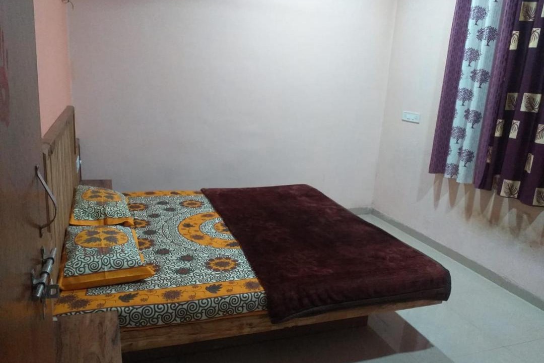 Photo of Bedroom in Adhal
