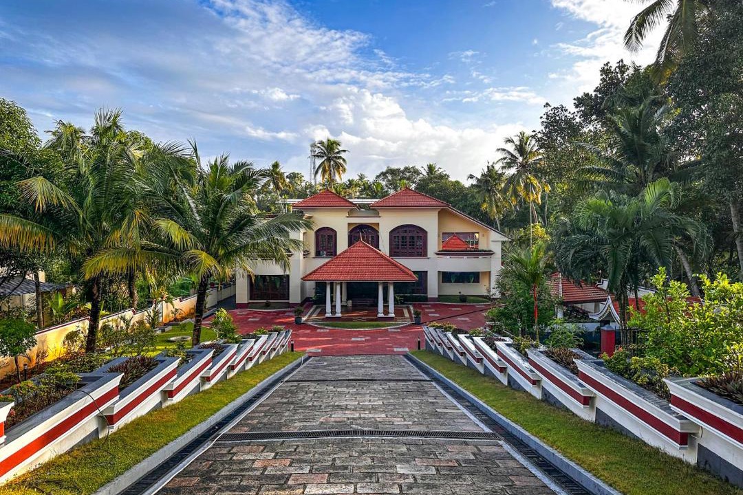 Photo of Others in Chirayinkil
