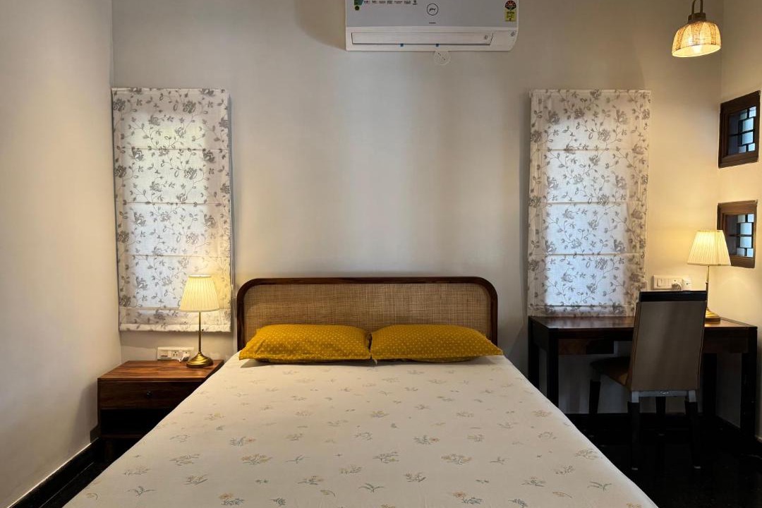 Photo of Bedroom in Garden Layout