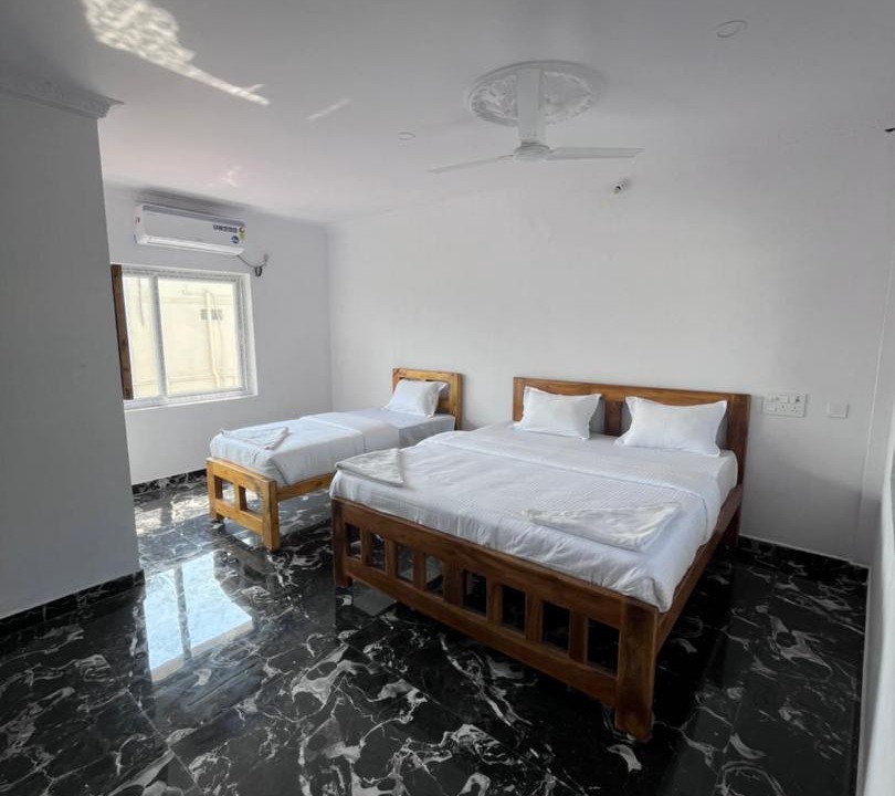Photo of Bedroom in Mahabalipuram Beach