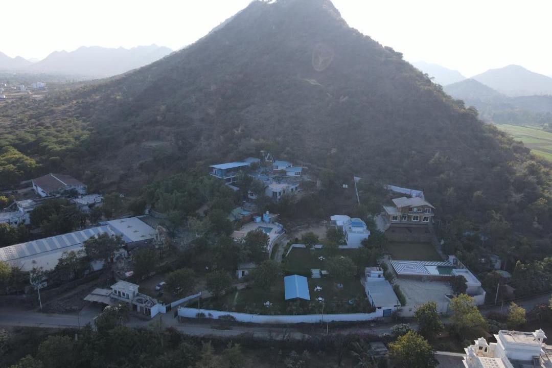 Photo of Others in Bedla