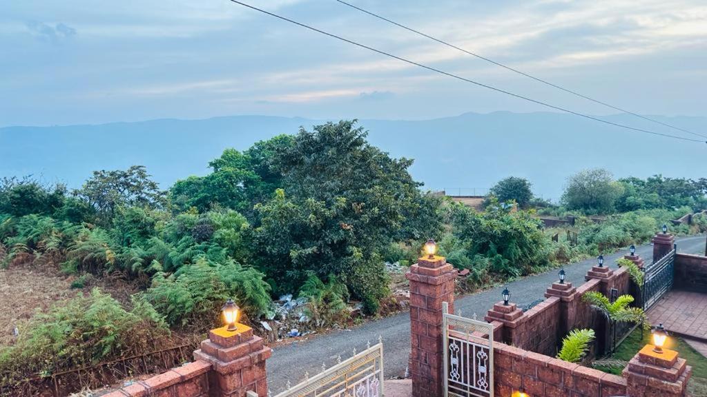 Photo of Others in Mahabaleshwar